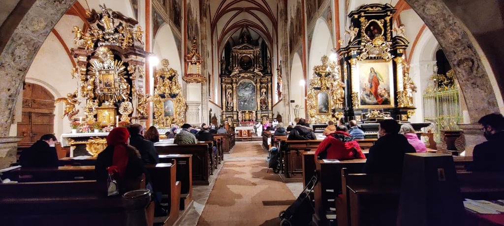 A Praga la Comunità prega per Vera e tutti gli 